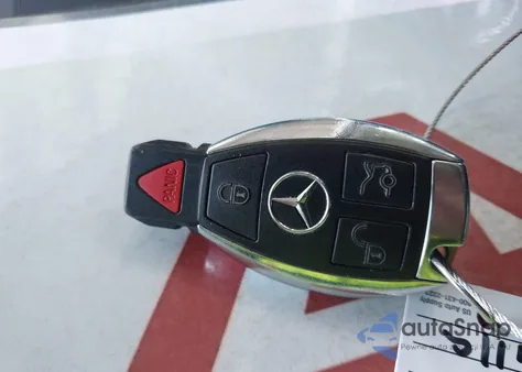 2014 Mercedes-Benz Glk 350 4Matic z USA, uszkodzony, nr VIN WDCGG8JB1EG238232